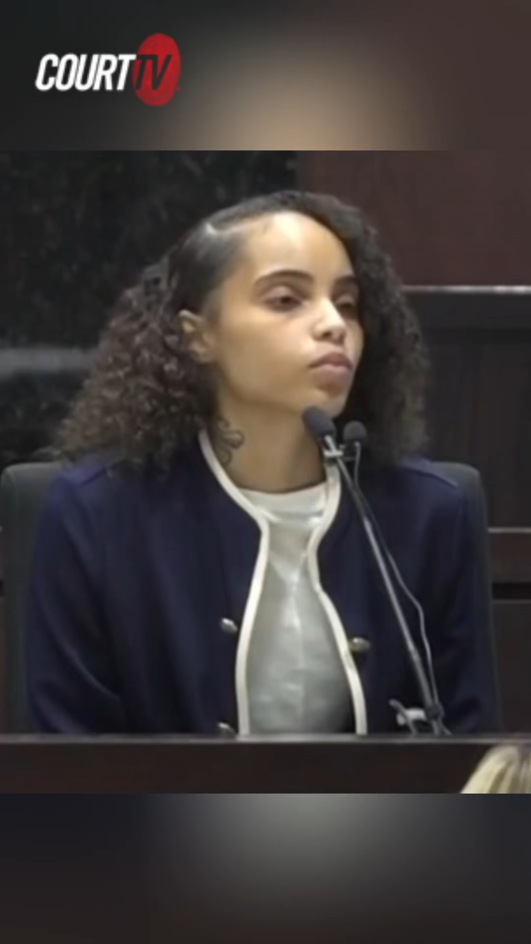 SnapTik-dot-Kim-9f80a5fe2c8613dc56b3839214fae942.00_45_34_23.Still016